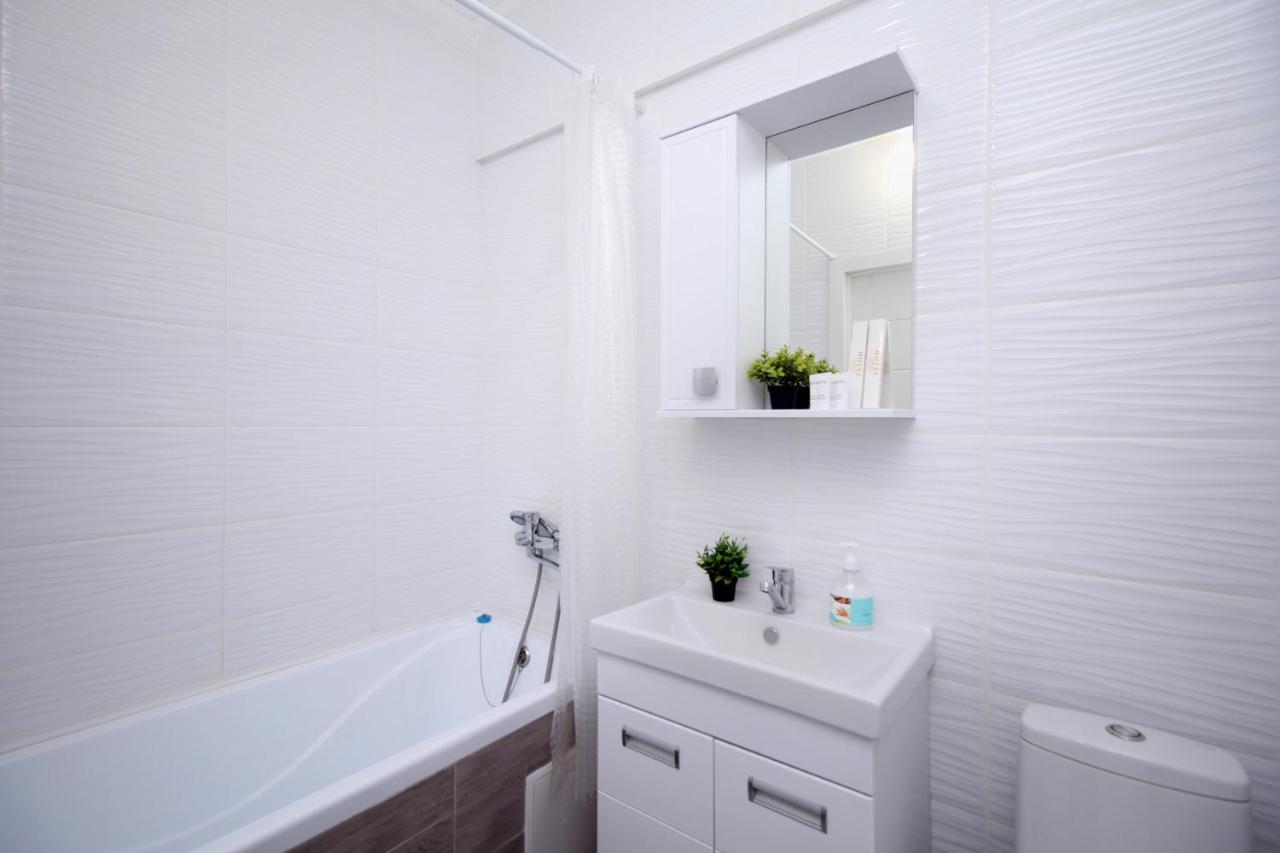 студия, центр, с ярким акцентом. Apartment Almaty